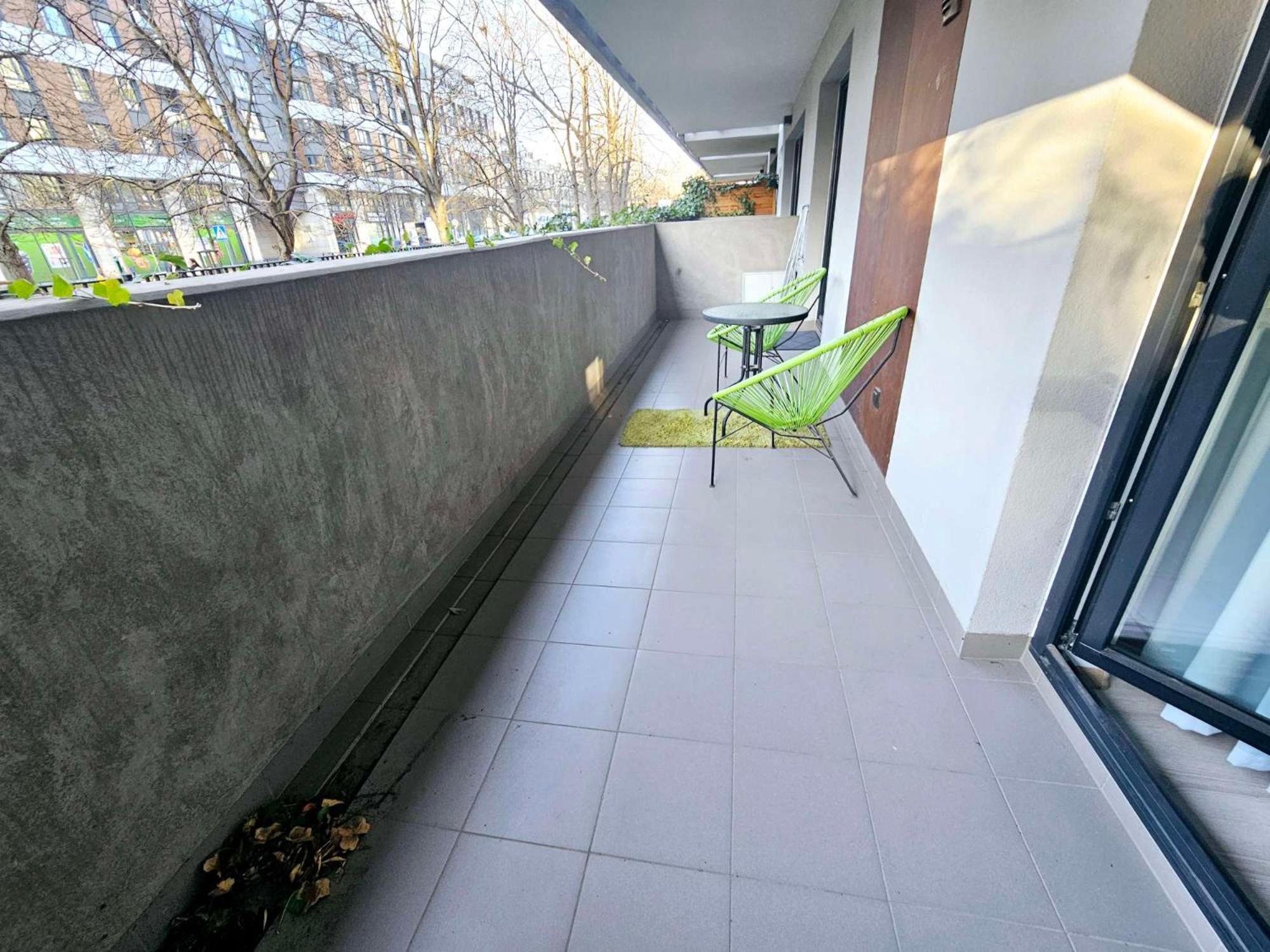 First - Green Zoliborz Apartment 6 Варшава Екстер'єр фото